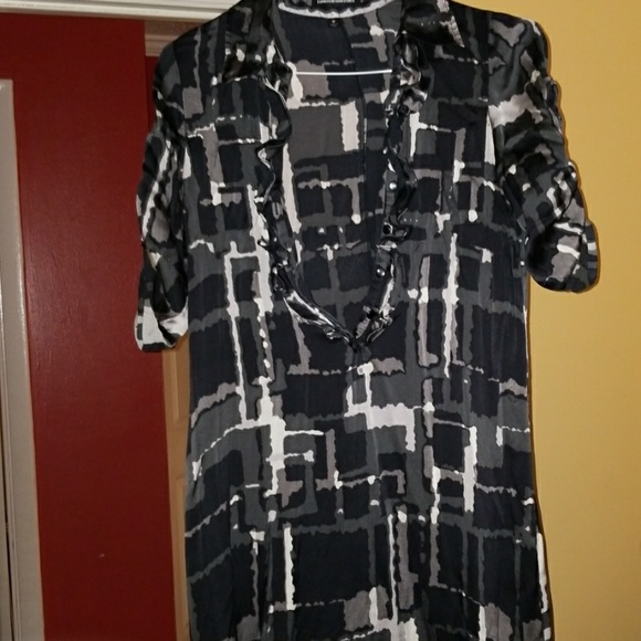 Dress - Picture 2 of 5